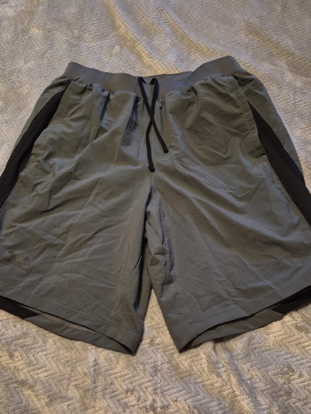Under Armour Men's Grey Athletic Shorts with Black Accents